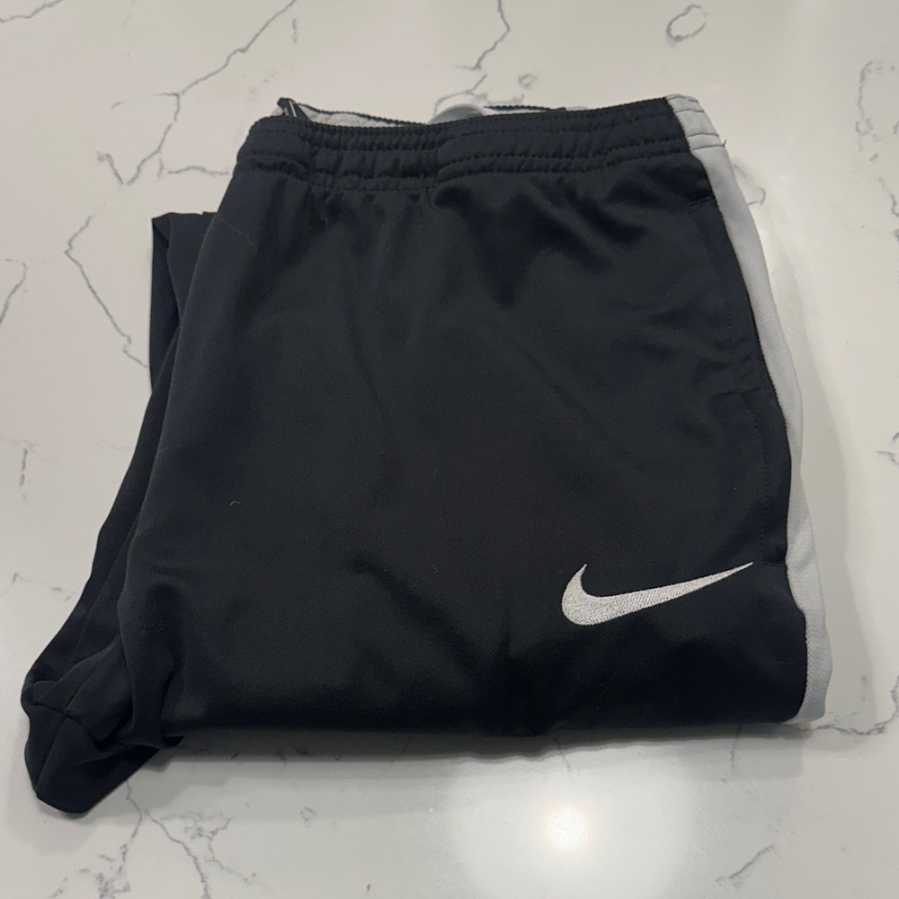 Nike Black Dri-Fit Sweat Pants - Picture 10 of 10